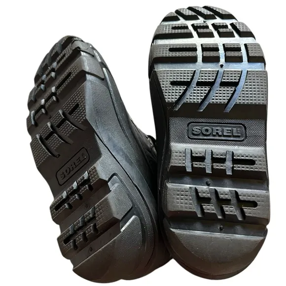 Sorel Flurry Snow Boots Black Gray Winter Lined YOUTH 4 Black INSULATED warm✅