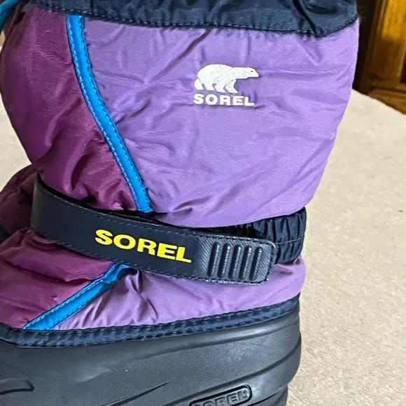 Sorel Flurry Snow Boots Sz 3