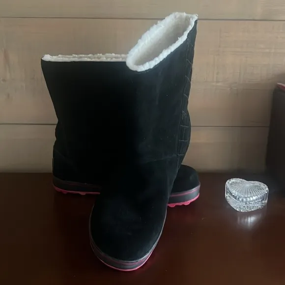 Sorel Glacy Black Suede Waterproof Fleece Lined Pull On Snow Winter Boots