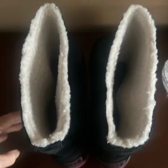 Sorel Glacy Black Suede Waterproof Fleece Lined Pull On Snow Winter Boots