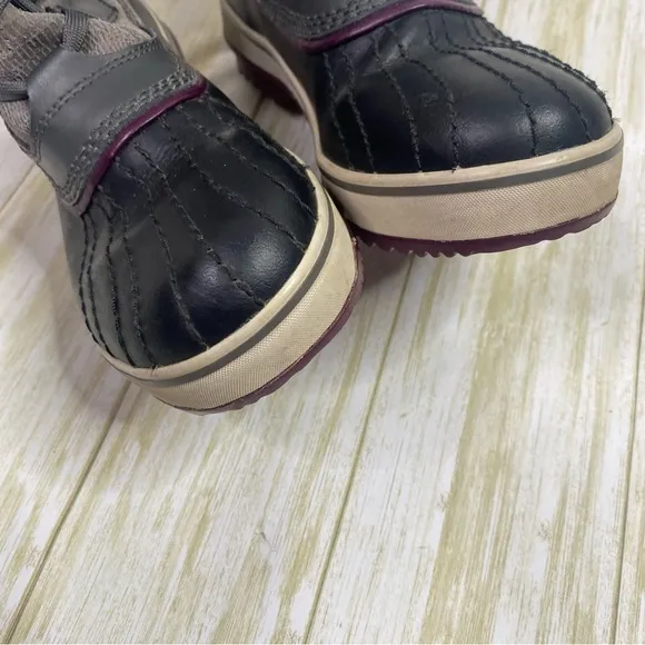 Sorel Gray &amp; Purple Tivoli High Snow Boots