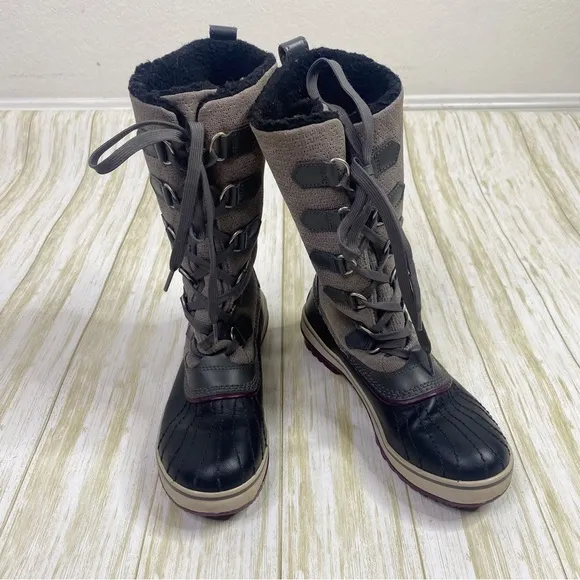 Sorel Gray &amp; Purple Tivoli High Snow Boots