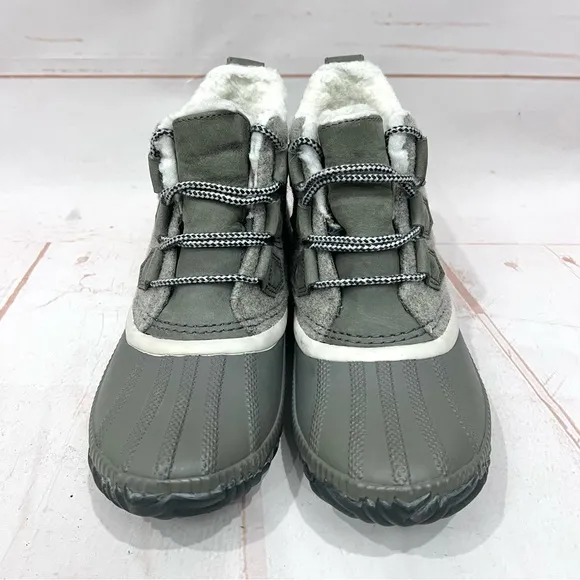 Sorel Grey Out N About Felt Sherling Fur Winter Snow Waterproof Rain Duck Boots
