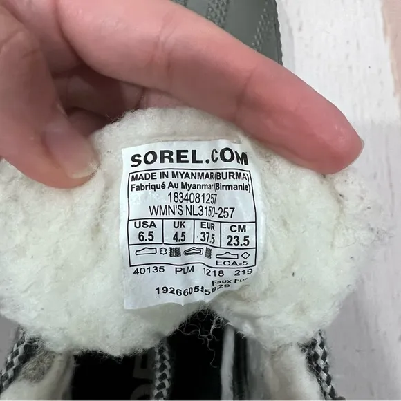 Sorel Grey Out N About Felt Sherling Fur Winter Snow Waterproof Rain Duck Boots