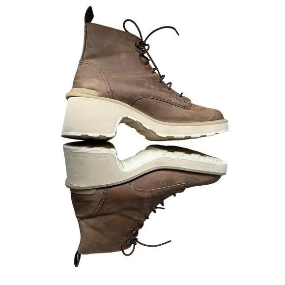 Sorel Hi-Line Heel Lace Boots size 12 Brown Chunky Leather