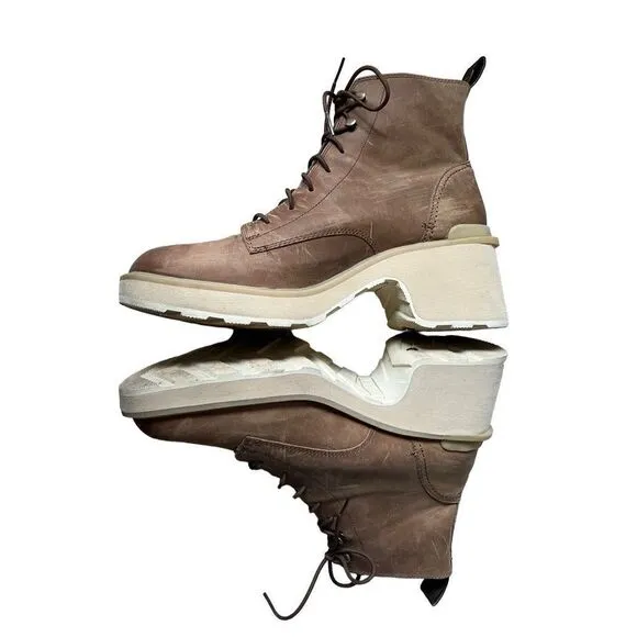 Sorel Hi-Line Heel Lace Boots size 12 Brown Chunky Leather
