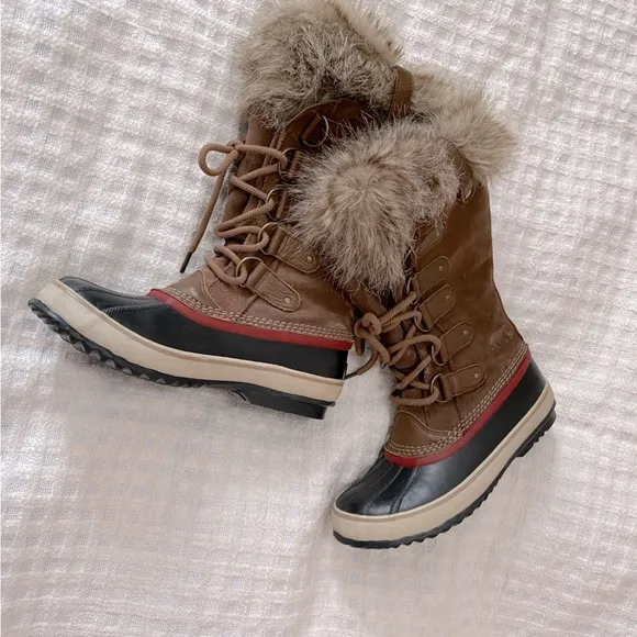 Sorel Joan if Arctic women’s suede camel brown/black waterproof boots