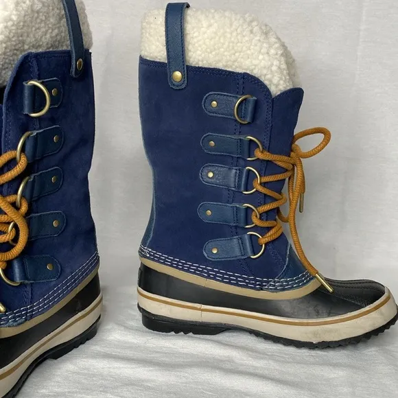 SOREL JOAN OF ARCTIC Collegiate Navy Blue rubber suede lace ups faux Sherpa SZ 6