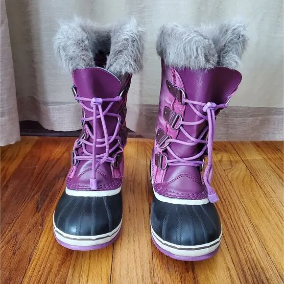 Sorel Joan of arctic insulated winter snow boots purple youth size 5