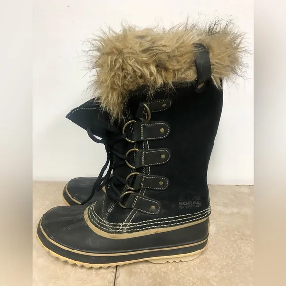 Sorel Joan of Arctic Waterproof Boots Size 9