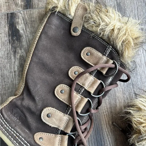 Sorel Joan of Arctic Waterproof Snow Boots Brown Women's Size 8