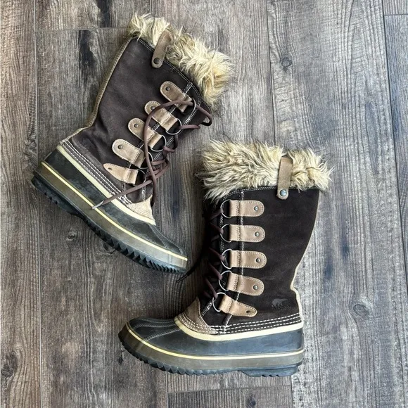 Sorel Joan of Arctic Waterproof Snow Boots Brown Women's Size 8