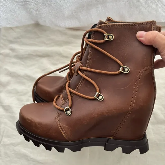 SOREL Joan Of Arctic Waterproof Wedge III Booties Sz 6