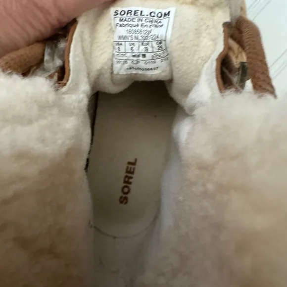 Sorel Joan of Arctic Wedge II Leather Shearling Boots 8