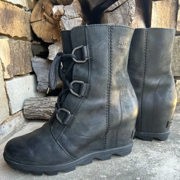 Sorel Joan of Arctic wedge II waterproof leather Black Wedge Boots Sz-8.5. N