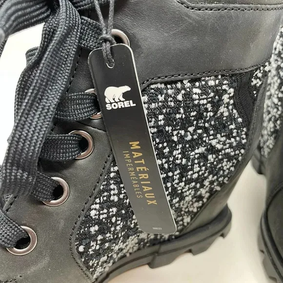 Sorel Joan of Arctic Wedge III Lexie Boot in Black Leather Speckle Fabric
