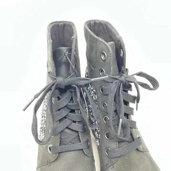 Sorel Joan of Arctic Wedge III Lexie Boot in Black Leather Speckle Fabric