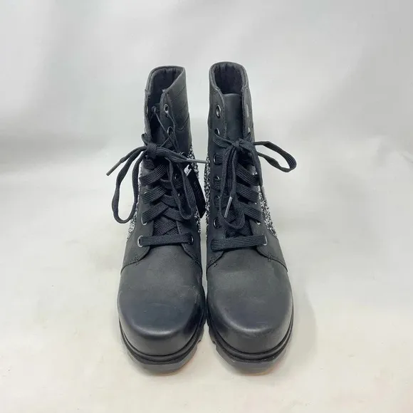 Sorel Joan of Arctic Wedge III Lexie Boot in Black Leather Speckle Fabric