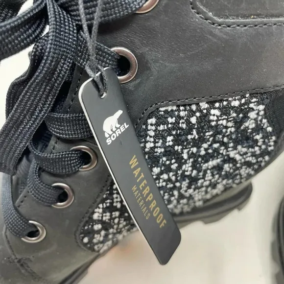 Sorel Joan of Arctic Wedge III Lexie Boot in Black Leather Speckle Fabric