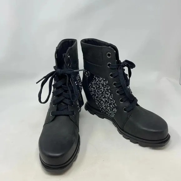 Sorel Joan of Arctic Wedge III Lexie Boot in Black Leather Speckle Fabric