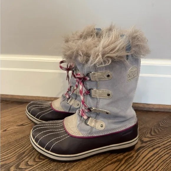 Sorel Joan Of Arctic Women’s Waterproof Winter Boot Size 7