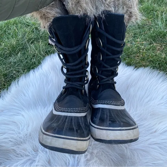 Sorel Joan of Artic Waterproof Black Fur Boots Sz 10