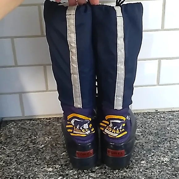 Sorel Kaufman Waterproof Snow Boots W/ Removable Liner. Sz 5 Child /Sz 7 Women