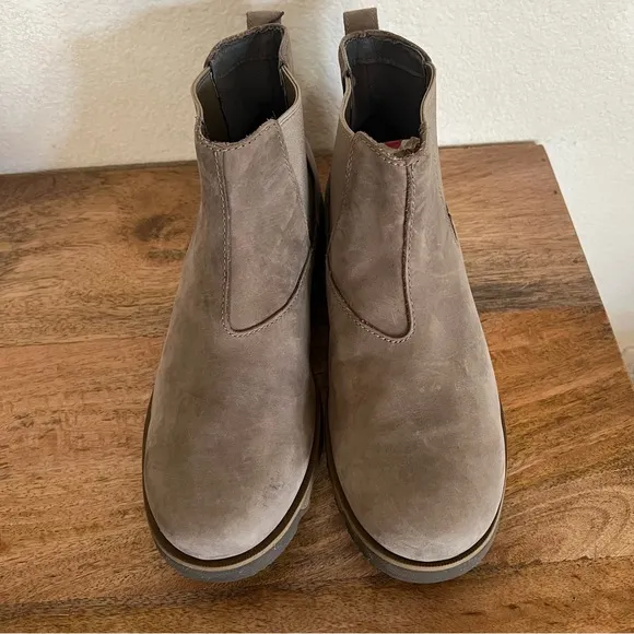 SOREL Kezar Chelsea Waterproof Men's Boots Size 9