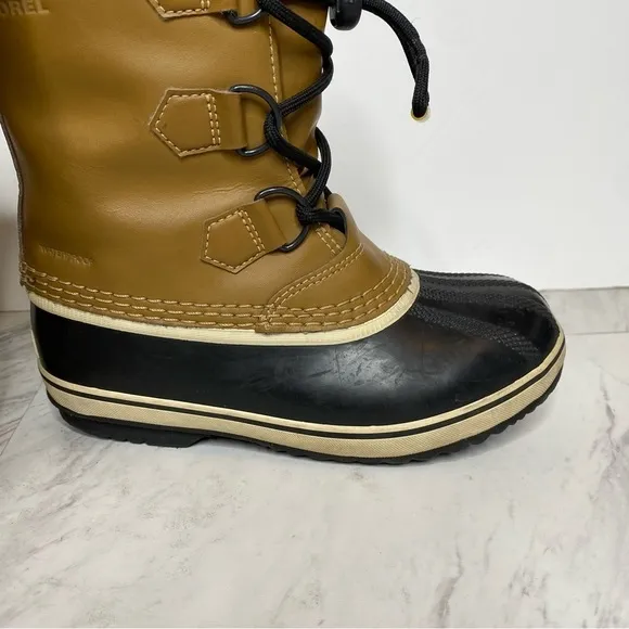 Sorel Lace Up Black Leather Youth Duck Boot 2