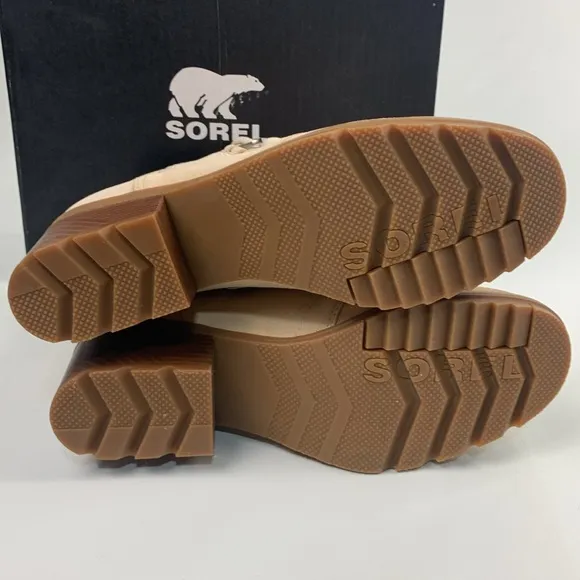 Sorel Leather Waterproof  Heeled Boots Creme Beige Size 8.5 Lace up New NWT