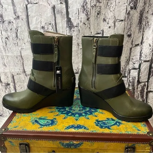 Sorel Leather Waterproof Wedge Heel After Hours Boots Size 7.5 NEW