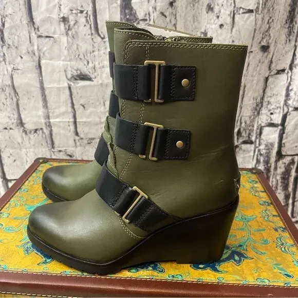 Sorel Leather Waterproof Wedge Heel After Hours Boots Size 7.5 NEW