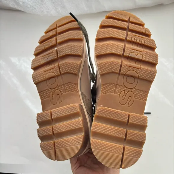 Sorel Lennox Hiker lace up boots in camel Sz 7