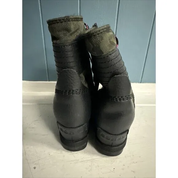 Sorel Lexie Girls Wedge Lace-Up Waterproof Leather Boots Camo Canvas Size 1