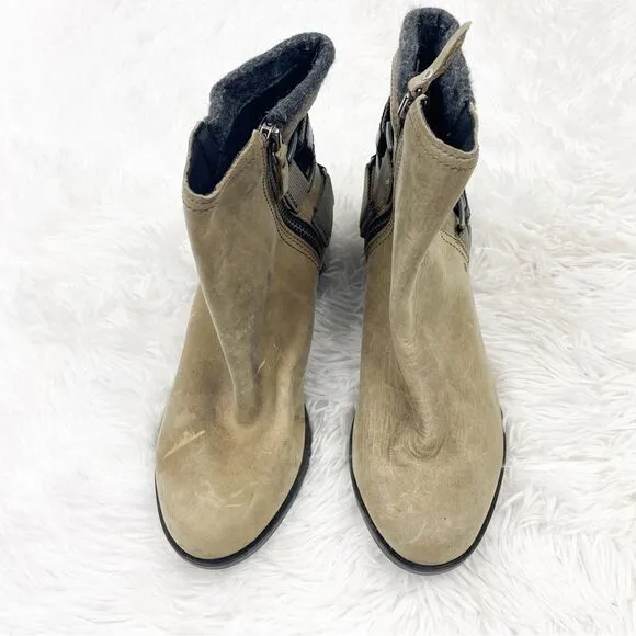 Sorel Lolla Waterproof Buckle Leather Booties