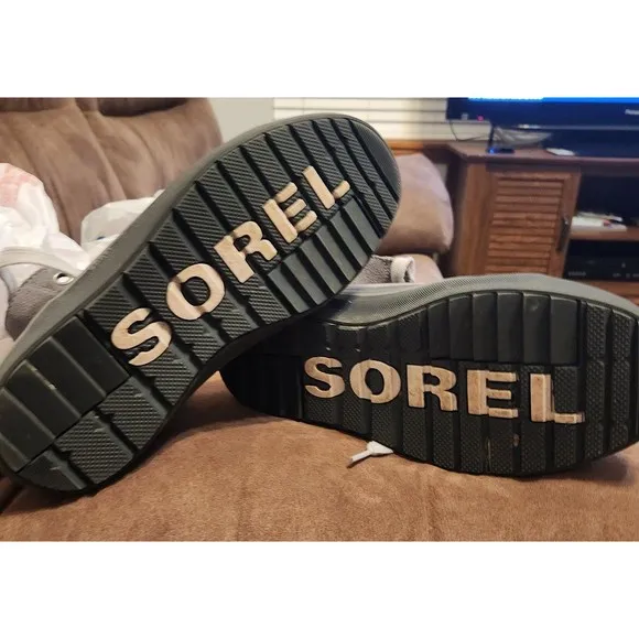 Sorel Mens Cheyanne Metro Sneaker Boots Gray Leather Lace Up Insulated