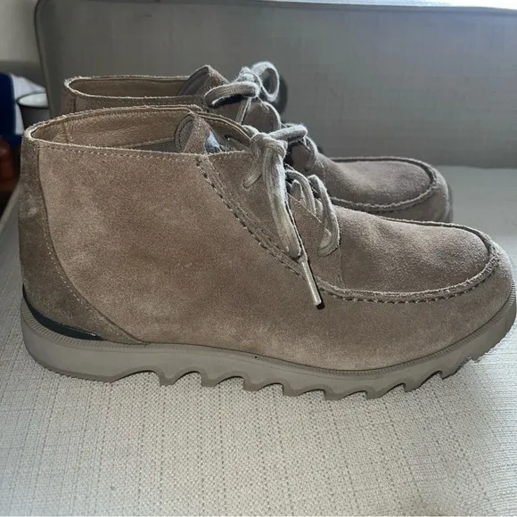 Sorel Men's Kezar Chukka WP Boots Size 8 Tan Suede Waterproof Lace NM4236-297