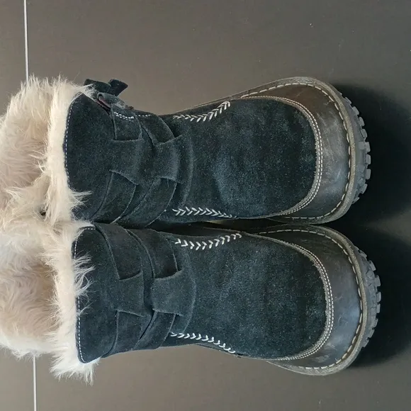 Sorel NL1460 Tootega Fur Waterproof Black Leather Womens Booties Boots Size 7