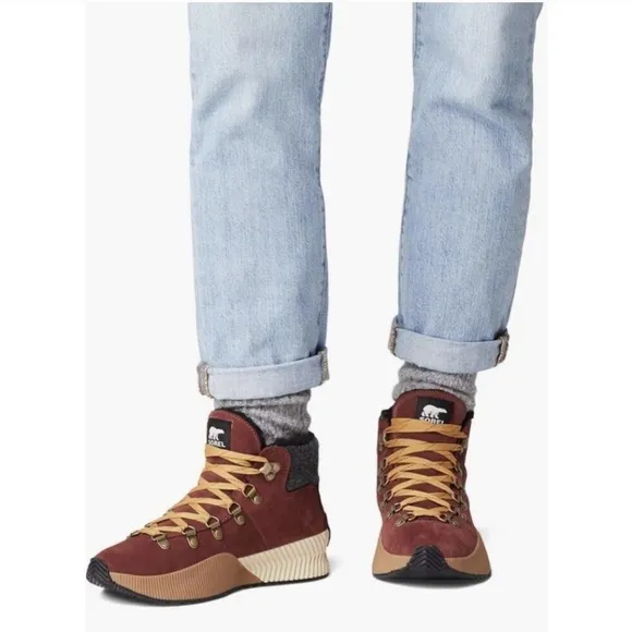 Sorel Out n About Conquest III Suede Waterproof Boots Size 8.5