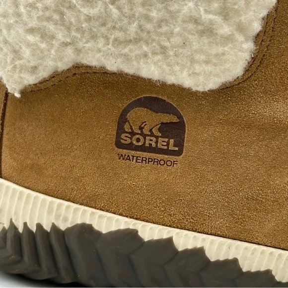 Sorel Out N About Conquest Waterproof Boots. Size 7