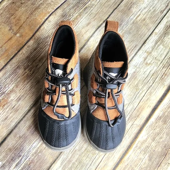 Sorel  Out N About Toddler Waterproof Boots  Size 1