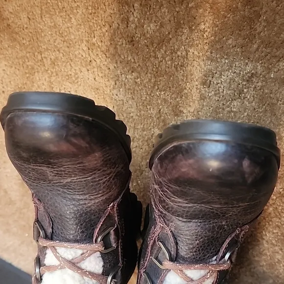 Sorel Phoenix Leather Burro  Sherpa Waterproof Boots