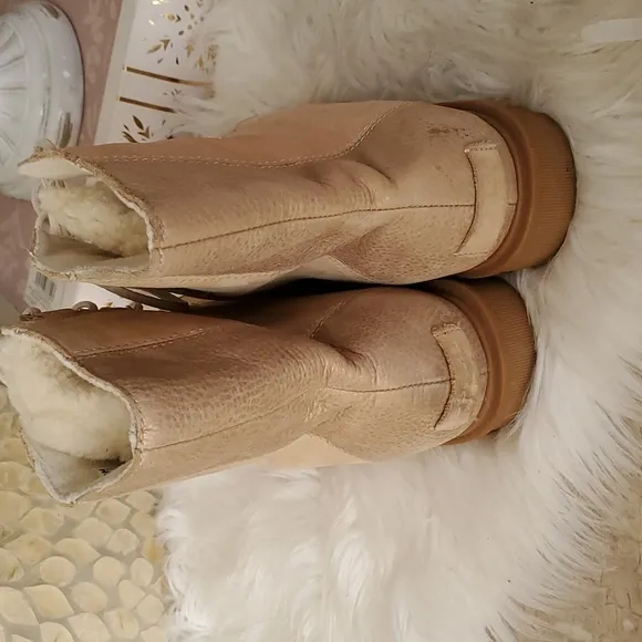 Sorel Phoenix  lux tan short boots size 11