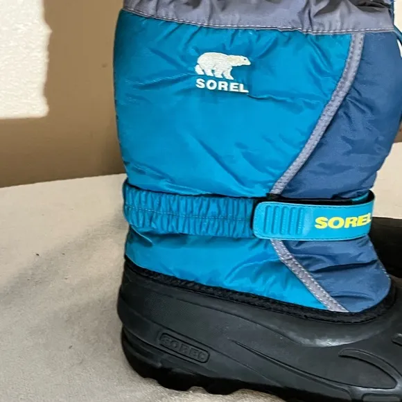 Sorel Prairie Teal Snow Boots Sz Youth 6