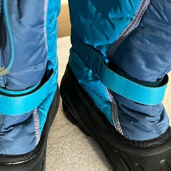 Sorel Prairie Teal Snow Boots Sz Youth 6