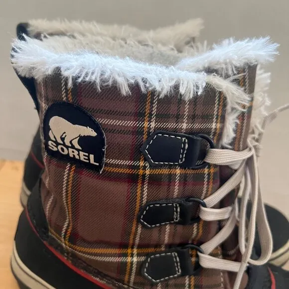 Sorel Size 8 Hawk Gypsy Tivoli Plaid Waterproof Insulated Snow Winter Duck Boots