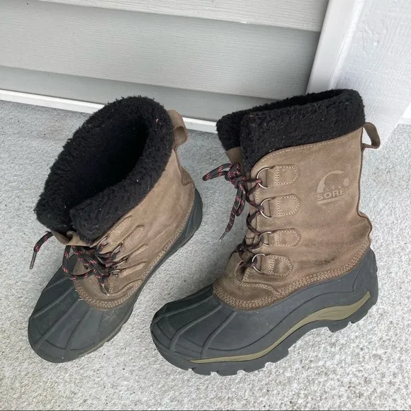 Sorel Snow Boots Men’s LM1149-255 Size 9