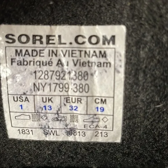 SOREL Snow Boots Size 1
