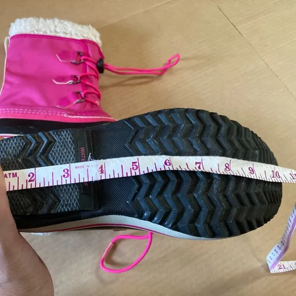 Sorel Snow Boots size 5