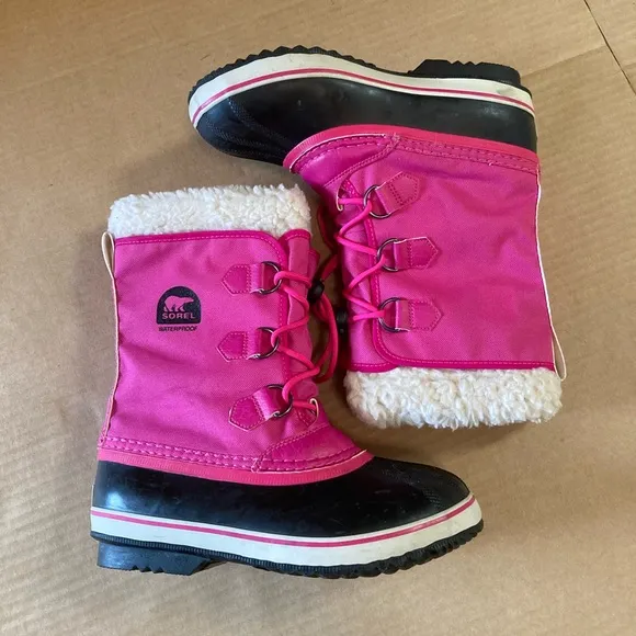Sorel Snow Boots size 5